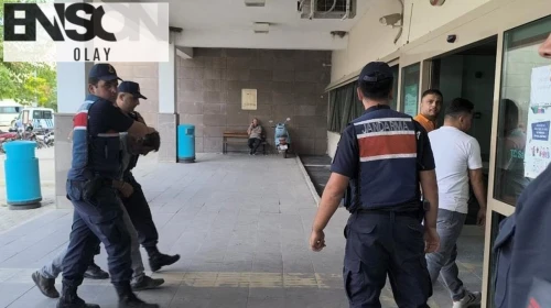 Telefonda tartıştığı kişiyi sokak ortasında tüfekle vurarak öldürdü