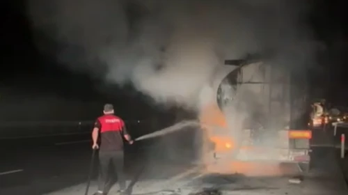 Tankerde çıkan yangın söndürüldü