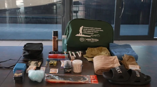 Manisa'dan Askerlik Yolculuğu İçin 29 Parçalık Çantayla Hazırlanan Genç, Yola Çıktı