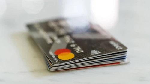 Maaş hesaplamalarında yanıltıcı bilgiler verilerek yüksek gelir tahminleri yapılıyor