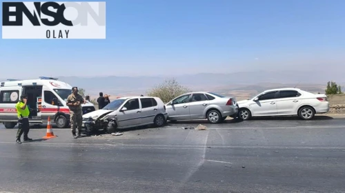 4 aracın karıştığı zincirleme kaza: 9 yaralı