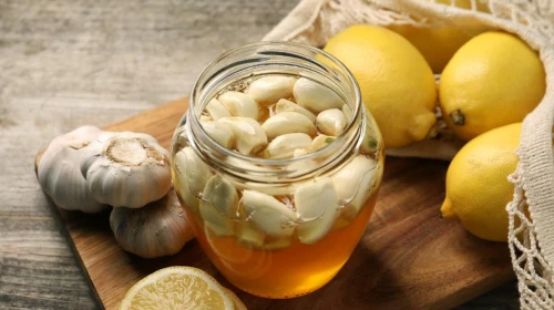 Bu iki mucizevi malzemeyle grip salgınına karşı savaş açın: 1 kaşık yeterli!