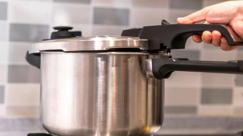 Düdüklü Tencerede Patates Nasıl Hızlıca Haşlanır? İşte İpuçları!