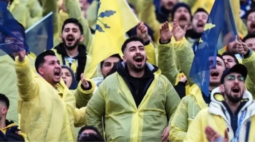 Fenerbahçe'nin Maçlarda Dağıttığı Yağmurlukların Maliyetini Kim Karşılıyor? Kulüp Her Karşılaşmada Bu Hediyeyi Veriyor mu?