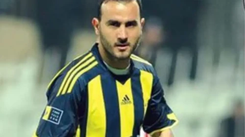 Futbolcu Gökhan Ünal'ın Kariyeri ve Kimliği Hakkında Merak EdilenlerGökhan Ünal hangi takımlarda forma giydi?