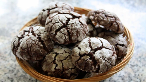 Lezzetinden gözleriniz de şık olacak! İşte basit adımlarla çatlak kurabiye tarifi