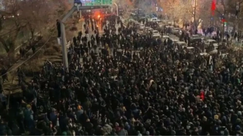 İran'da Son Durum: İran'da Neler Oluyor? İran'da Olayların Perde Arkası!