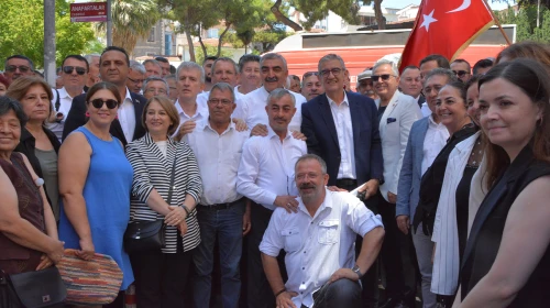 Balıkesir'de CHP'den büyük çapta istifa: İl başkanı, 20 ilçe başkanı ve 12 belediye başkanı Yeni Parti'ye katıldı