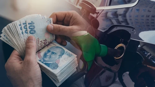 Motorin ve benzin zammı sonrası akaryakıt fiyatları ne kadar oldu? Ankara, İzmir ve İstanbul güncel akaryakıt fiyatları