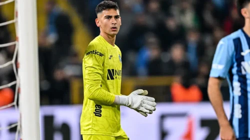 Hull City, 17 yaşındaki kaleci Deniz Dönmezer'i kadrosuna kattı : 1 milyon Euro ödenecek