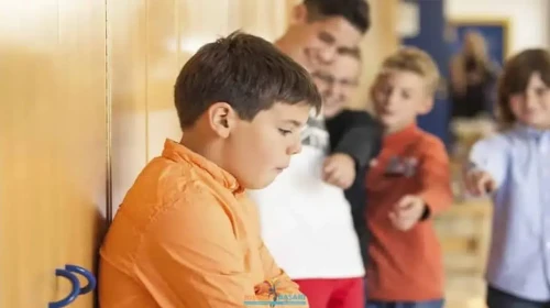 Çocuklarda okul reddinin nedenleri nelerdir ? Uzmanlar ne öneriyor ?