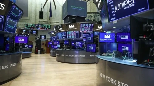 New York borsası tahvil faizlerindeki rekor yükselişle düştü ! Fed kararı öncesi piyasalarda alarm