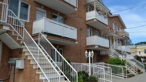 Yunanistan'da Airbnb ve Booking depremi: Ev sahiplerine ağır ceza şoku
