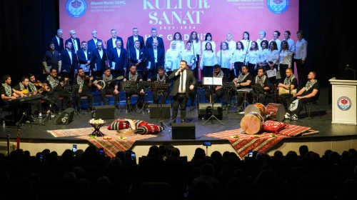 Trabzon'da düzenlenen 'Sıra Gecesi' etkinliği büyük ilgi topladı - Katılımcılar unutulmaz bir gece geçirdi