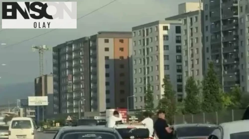 Bursa'da Trafiğin İnsanları Yüreklerini Ağızlara Getirdiği Anlar Kameralara Yansıdı