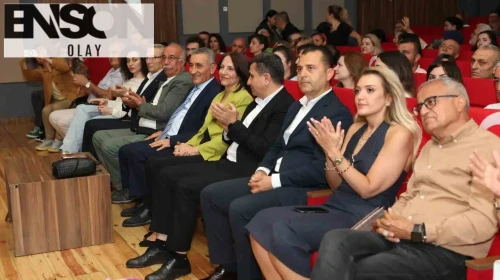 Ankara’da ‘Bir tel yeter’ konseri gönülleri buluşturdu