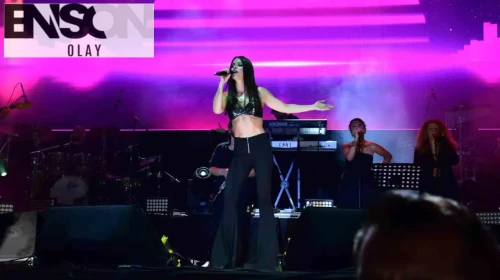 Mut’ta müzik şöleni: Binlerce kişi stada sığmadı, Simge Sağın’a özel unvan verildi