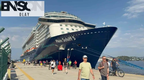 Bodrum Limanı’na aynı gün iki kruvaziyer: 2 bin 583 turist geldi