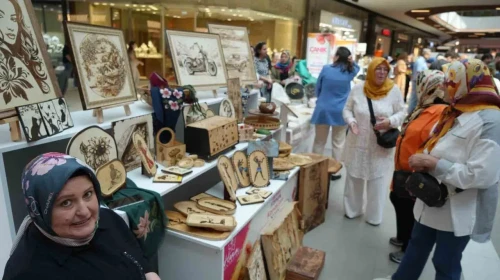 Canik Belediyesi 5. geleneksel hanım konakları sergisi açıldı