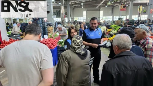 Pazar tezgahlarında sahte para mesaisi: Polis esnafı tek tek uyardı