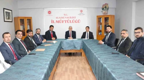 Elazığ’da yeni dönem için planlar yapılmaya başlandı: Umre organizasyonları detaylı bir şekilde ele alındı