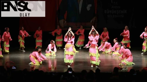 Aydın'da Sanat Akıyor: Eğitmenler Sahnenin Tadını Kursiyerlere Sundu!