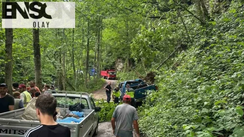 Rize'de uçuruma yuvarlanan kamyonetteki çift hayatını kaybetti