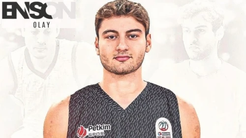 Petkimspor, genç futbolcu Ozan ile sözleşme imzaladı.