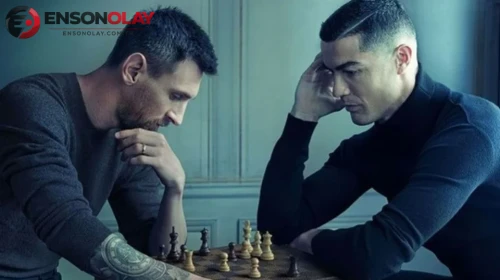 Ronaldo'nun 2026 Dünya Kupası çeyrek finalinde Messi ile karşı karşıya geldiği bir senaryo.