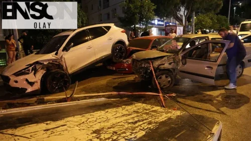 Direksiyon başında kalp krizi! Park halindeki araçlara çarparak durabildi