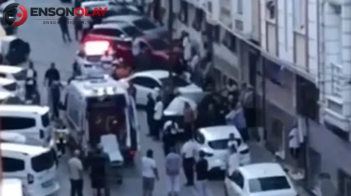Esenyurt'ta evinin önünde kanlı pusu : Kurşunların hedefi olan genç adam öldü