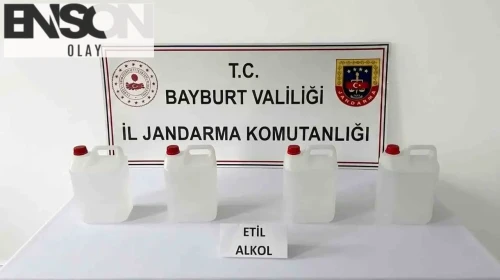 Kargo paketinden sahte alkol çıktı: Jandarmadan zehir tacirlerine geçit yok