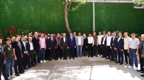 Hac dönüşü ilk mesajını verdi: Başkan Yarka'dan "Vav" harfiyle tevazu dersi