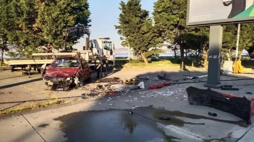 Kartal'da kontrolden çıkan araç takla attı, bir kişi yaralandı