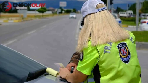 Düzce'de trafik denetimlerinde 154 araç trafikten men edildi