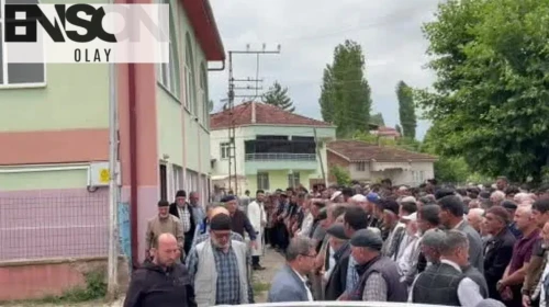 İş kazasında yaşamını yitiren genç işçi son yolculuğuna uğurlandı
