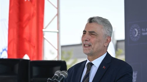 Bakan Bolat, Otomotiv Endüstrisi'nin Dönüşüm Sürecini Hızlandırmaya Kararlı