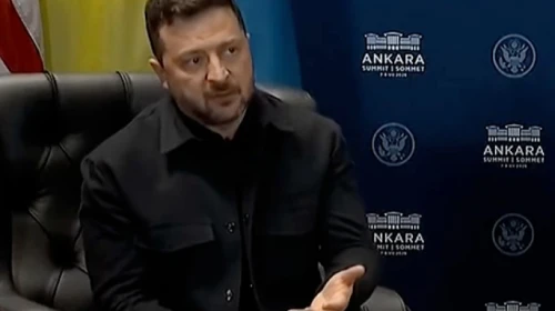 Zelenski: Cephedeki inisiyatifin bizim tarafımıza geçtiğini düşünüyoruz