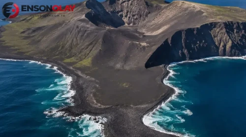 İzlanda'daki Surtsey Adası: Erişilemeyen Doğal Laboratuvarın Sırları Çözülüyor