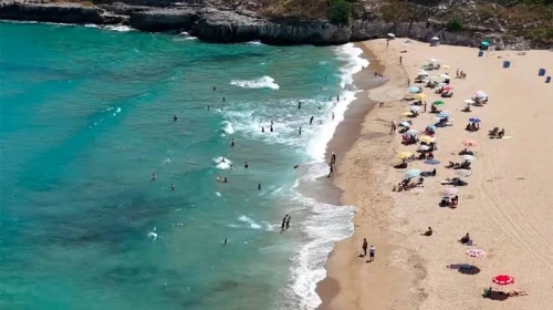 Adana'da Denize Giriş Yasaklandı: Sıcak Havada Serinlemek İstemeyenler Şaşkın!