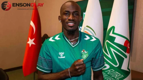 Iğdır FK, Gana asıllı oyuncu Felix Afena-Gyan'ı takıma kattı