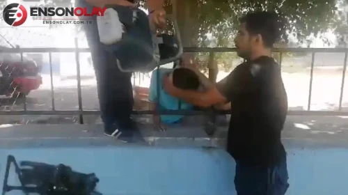 Siverek’te 3 yaşındaki çocuğun kafası korkuluğa sıkıştı