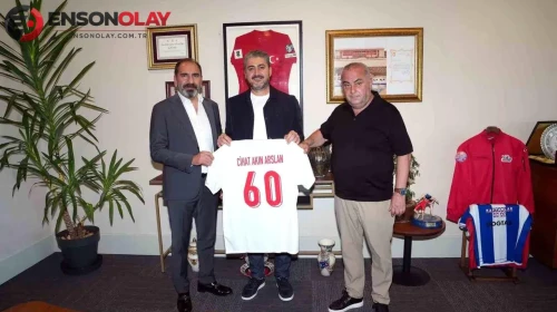 Erbaaspor Başkanı Cihan Akın Arslan'dan, Mecnun Otyakmaz'a ziyaret