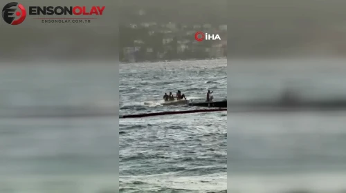 İstanbul'da şiddetli fırtına üzerinde insanların bulunduğu platformu sürükledi