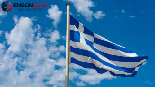 Yunanistan'da orman yangını : Havadan ve karadan müdahale ediliyor