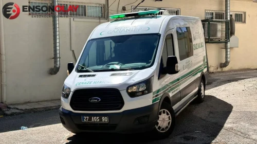 Gaziantep'te meydana gelen trafik kazasında 2 yaşındaki bebek yaşamını yitirdi