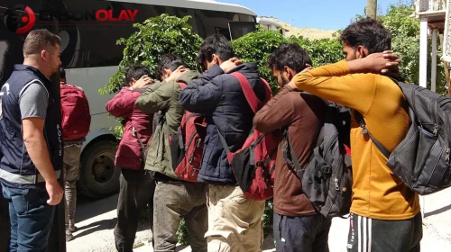 Düzce'de kaçak göçmen operasyonunda 8 kişi yakalandı