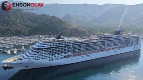 'MSC Divina' kruvaziyeri Marmaris'te
