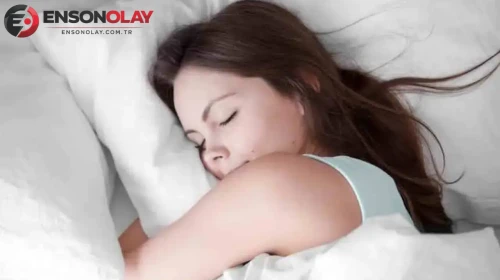 Uykunun azı ve çoğu yaşlanmayı hızlandırıyor mu?