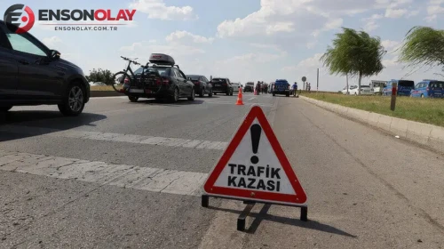 Niğde'de Otomobil ile Motosiklet Kaza Yaptı: 1 Kişi Hayatını Kaybetti, 3 Kişi Yaralandı